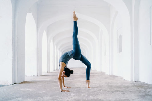 Unraveling the Beauty of Yoga: Hatha vs. Vinyasa